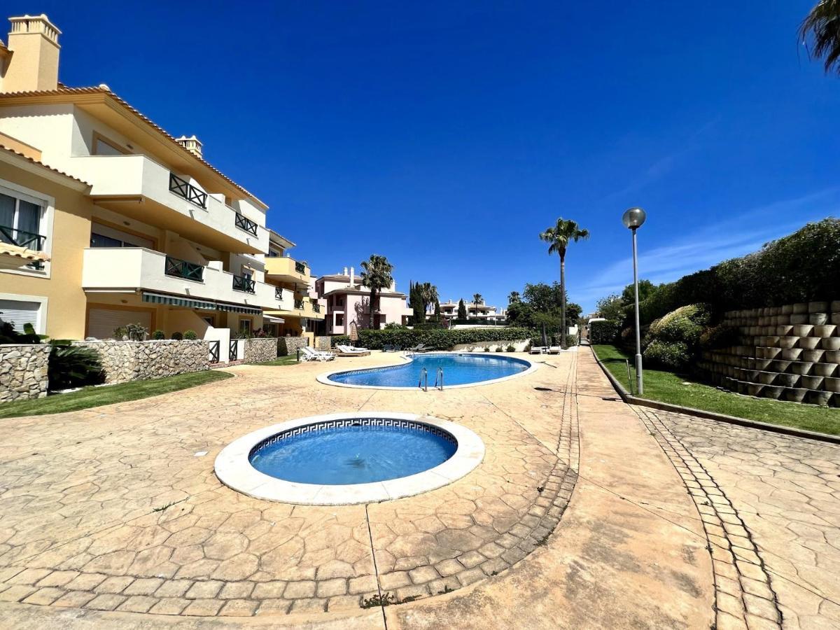 Albufeira Valley 2 With Pool By Homing Kültér fotó